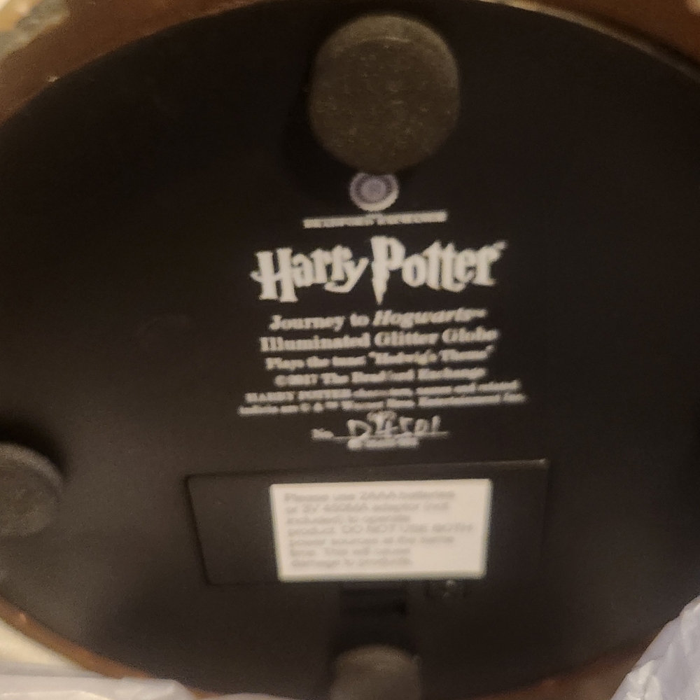 Harry Potter - Journey to Hogwarts Illuminated Musical Global